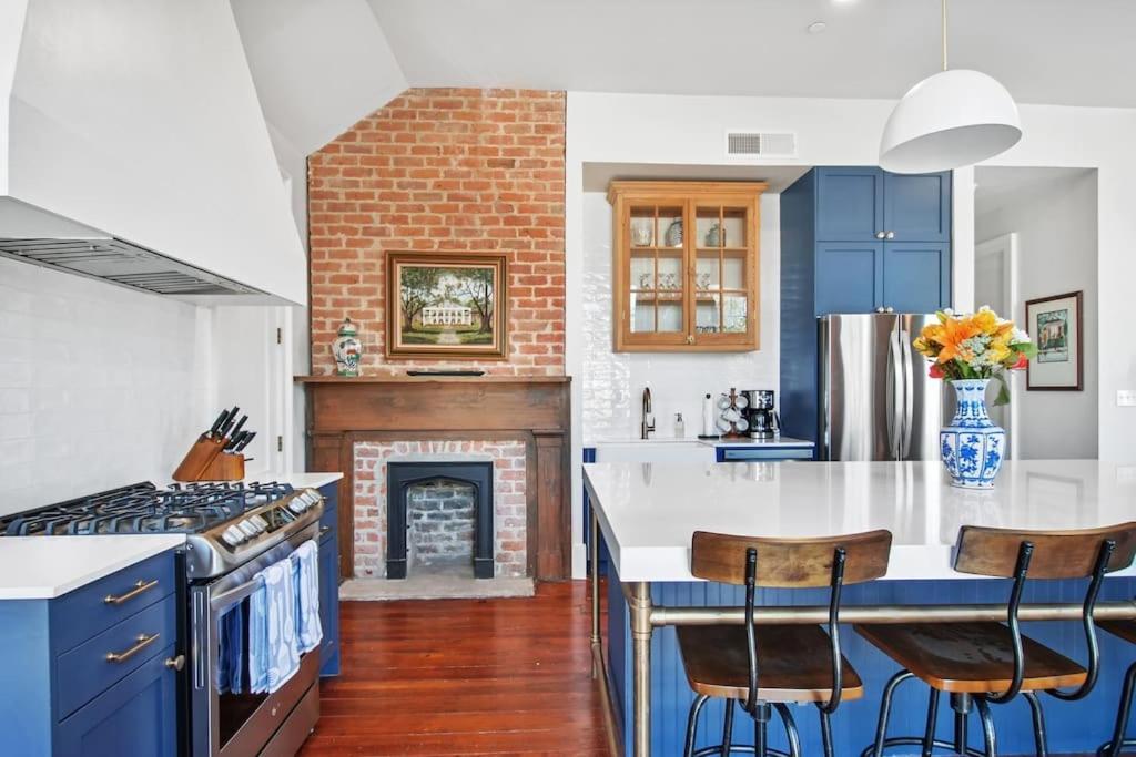 뉴올리언스 Fab 1838 Garden District 5Br With Parking And Balcony 아파트 외부 사진