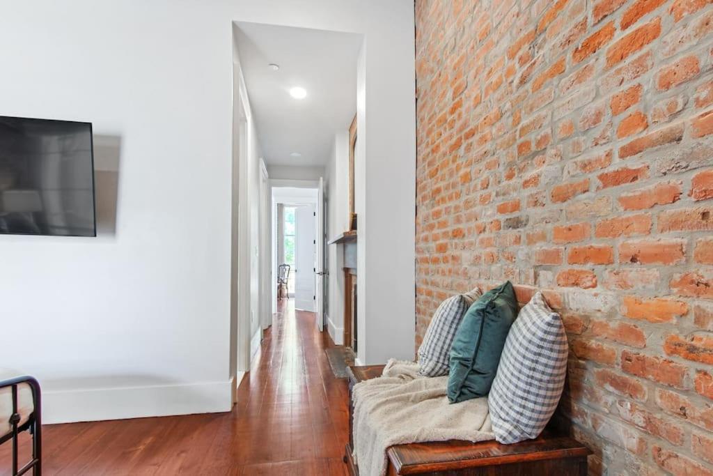 뉴올리언스 Fab 1838 Garden District 5Br With Parking And Balcony 아파트 외부 사진